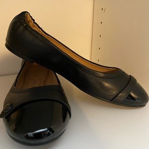 Black Coach Flats